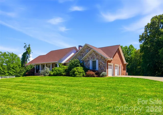 5th image of 6181 Willowbottom Rd, Hickory, NC 28602 | MLS# 4382562