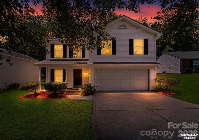 Photo 1 of Single family home for sale at 2114 Pleasant Dale Dr, Charlotte, NC 28214 | MLS# 4382602 | Listing updated on 2026-09-12