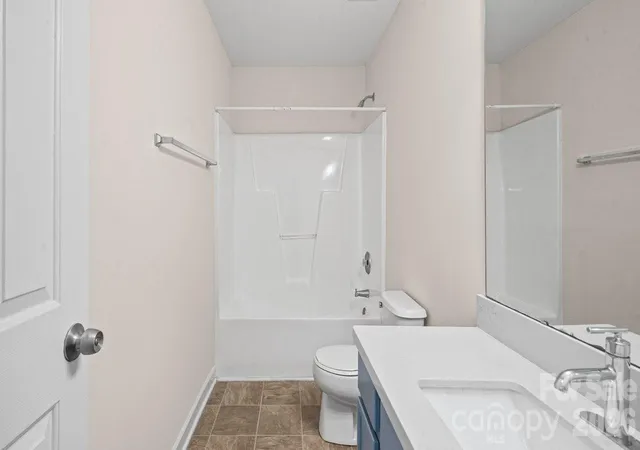Photo 4 of Single family home for sale at 2114 Pleasant Dale Dr, Charlotte, NC 28214 | MLS# 4382602 | Listing updated on 2026-09-12