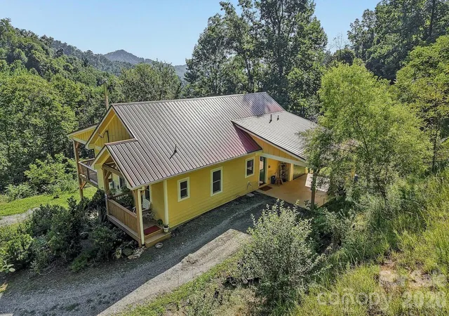 Photo 5 of Single family home for sale at 280 Kelses Valley Dr, Mars Hill, NC 28754 | MLS# 4382628 | Listing updated on 2026-08-02