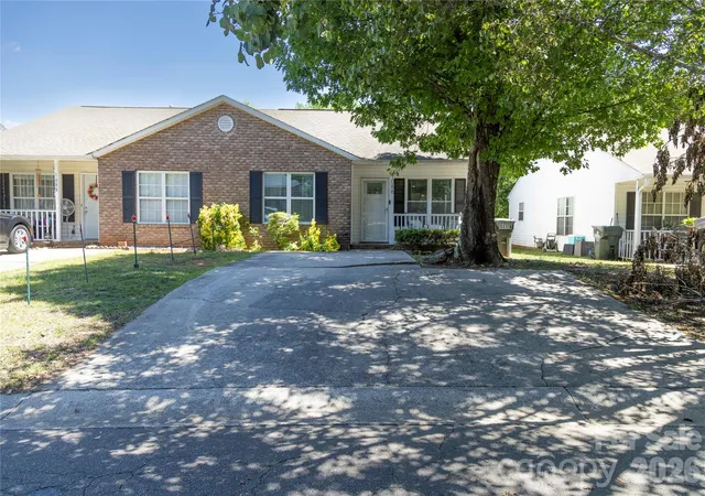 Photo 2 of Townhouse for sale at 1086 Cherry Meadow Ln, Rock Hill, SC 29732 | MLS# 4382650 | Listing updated on 2026-06-30