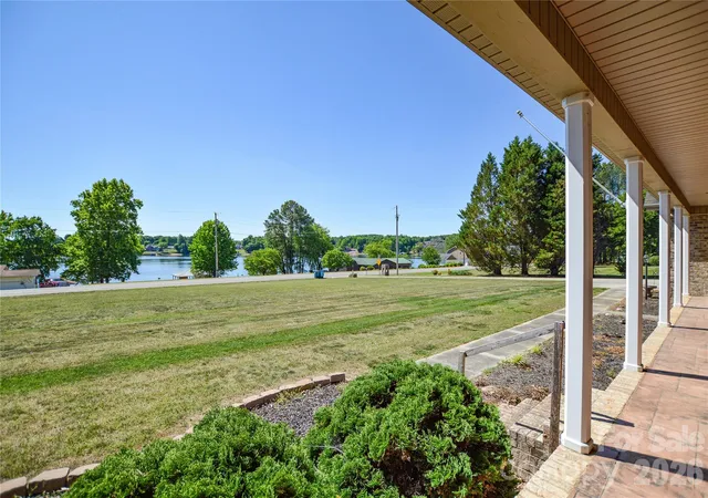 Photo 2 of Single family home for sale at 365 Wildlife Clb Ln, Taylorsville, NC 28681 | MLS# 4382663 | Listing updated on 2026-09-19
