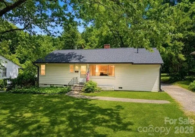 Photo 1 of Single family home for sale at 938 E 6th Avenue, Gastonia, NC 28054 | MLS# 4382687 | Listing updated on 2026-07-16