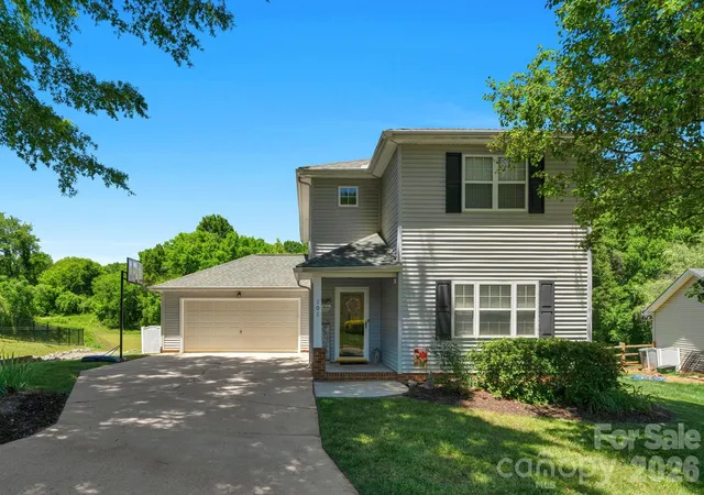 Photo 1 of Single family home for sale at 107 Howe St, Belmont, NC 28012 | MLS# 4382704 | Listing updated on 2026-10-07