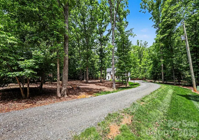 Photo 3 of Single family home for sale at 8208 New Town Rd, Waxhaw, NC 28173 | MLS# 4382705 | Listing updated on 2026-10-01
