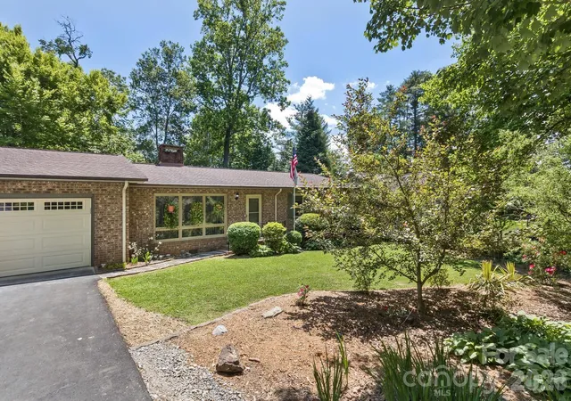 2nd image of 29 S Greenwood Forest Dr, Etowah, NC 28729 | MLS# 4382718