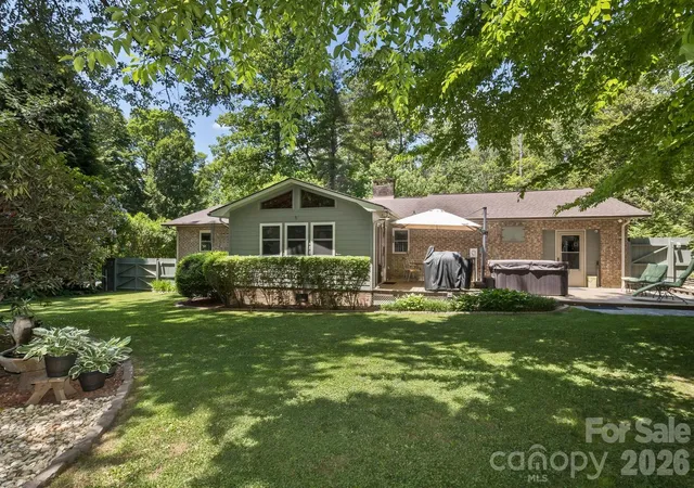 3rd image of 29 S Greenwood Forest Dr, Etowah, NC 28729 | MLS# 4382718
