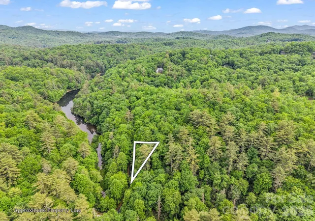 Homes for sale in Lake Toxaway, NC | Tbd Toxaway Trl #14/3, Lake Toxaway, NC 28747 | MLS# 4382720
