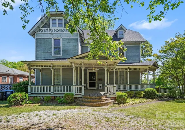 Photo 3 of Single family home for sale at 404 W Kerr St, Salisbury, NC 28144 | MLS# 4382853 | Listing updated on 2026-06-10