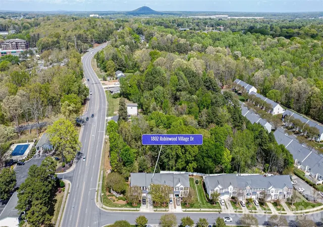 32nd image of 1802 Robinwood Village Dr, Gastonia, NC 28054 | MLS# 4382880