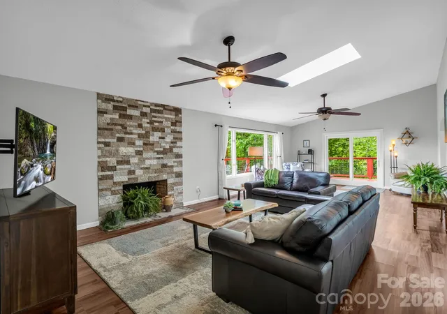 Photo 5 of Single family home for sale at 656 Cashiers Valley Rd, Brevard, NC 28712 | MLS# 4382914 | Listing updated on 2026-08-26