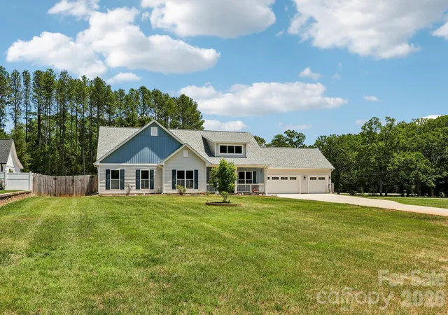 Photo 2 of Single family home for sale at 5301 Garden Gate Dr, Monroe, NC 28112 | MLS# 4382956 | Listing updated on 2026-10-02