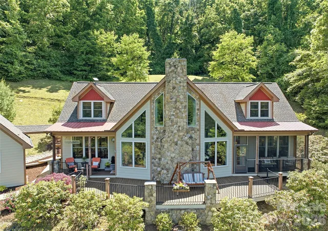 Photo 2 of Sale Pending at 737 Traditions Way, Mars Hill, NC 28754 | MLS# 4382962 | Listing updated on 2026-10-02