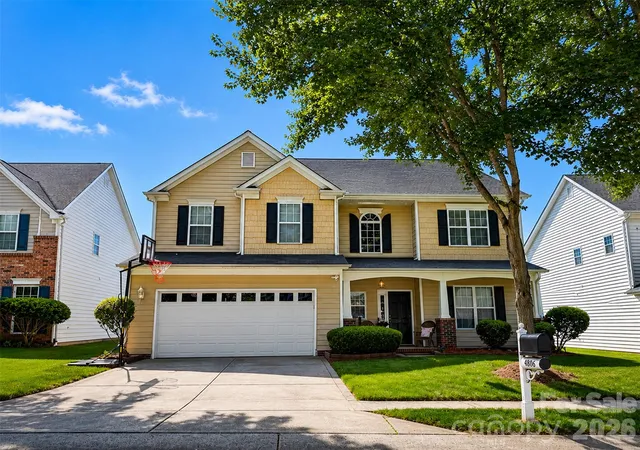 1st image of 9806 Back Acre Dr, Charlotte, NC 28213 | MLS# 4382995