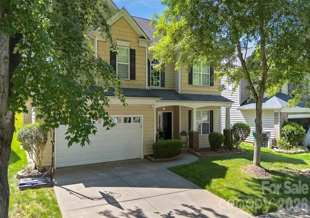 2nd image of 9806 Back Acre Dr, Charlotte, NC 28213 | MLS# 4382995