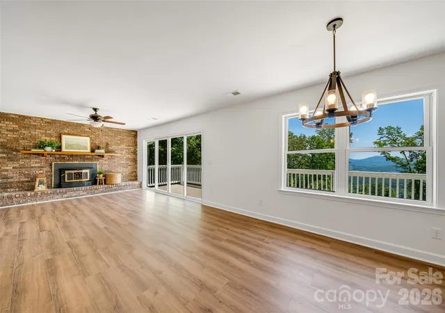 3rd image of 69 Milburn Ln, Hendersonville, NC 28792 | MLS# 4383006