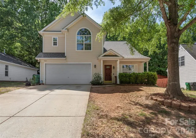 1st image of 7923 Shiny Meadow Ln, Charlotte, NC 28215 | MLS# 4383016