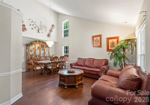 2nd image of 7923 Shiny Meadow Ln, Charlotte, NC 28215 | MLS# 4383016