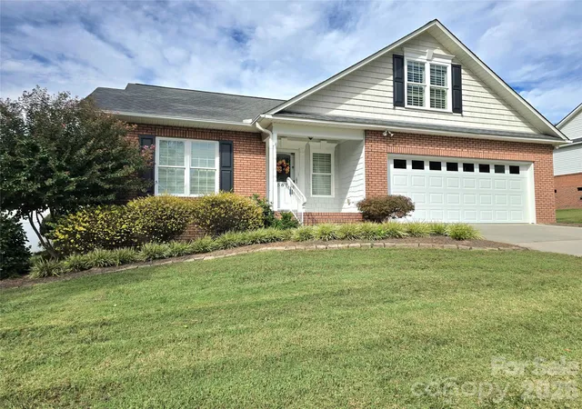 Photo 1 of Single family home for sale at 587 Marigold Dr, Kannapolis, NC 28083 | MLS# 4383052 | Listing updated on 2026-10-05