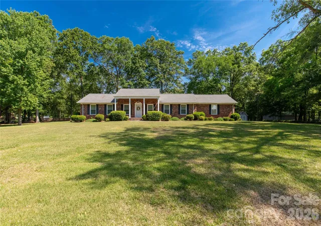 Homes for sale in Lancaster, SC | 956 Providence Rd, Lancaster, SC 29720 | MLS# 4383180