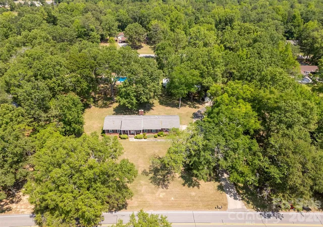 Homes for sale in Lancaster, SC | 956 Providence Rd, Lancaster, SC 29720 | MLS# 4383180