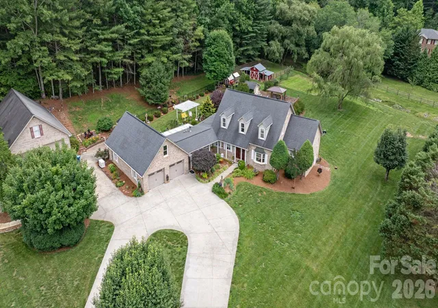 1st image of 401 Redwood Ct, Lenoir, NC 28645 | MLS# 4383184