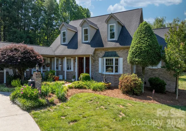 5th image of 401 Redwood Ct, Lenoir, NC 28645 | MLS# 4383184