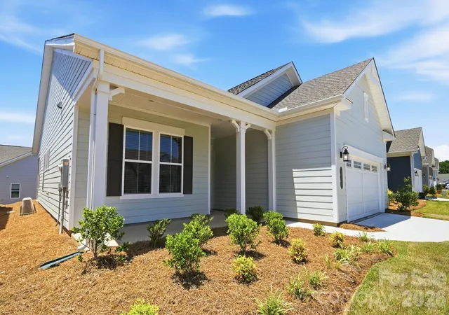 Photo 3 of Single family home for sale at 1009 Ballyfin Way, Monroe, NC 28110 | MLS# 4383206 | Listing updated on 2026-08-27