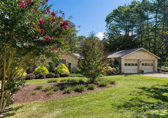 Homes for sale in Weaverville, NC | 40 Applecross Rd, Weaverville, NC 28787 | MLS# 4383217