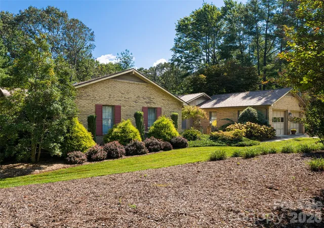 4th image of 40 Applecross Rd, Weaverville, NC 28787 | MLS# 4383217