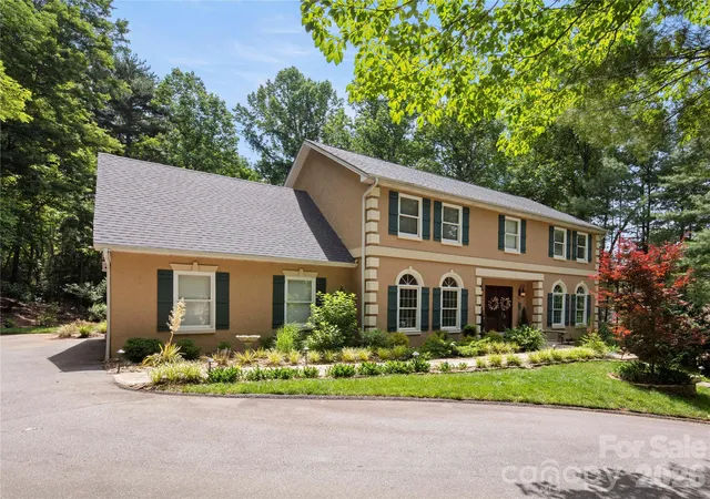 39th image of 105 Braeside Cir, Asheville, NC 28803 | MLS# 4383221