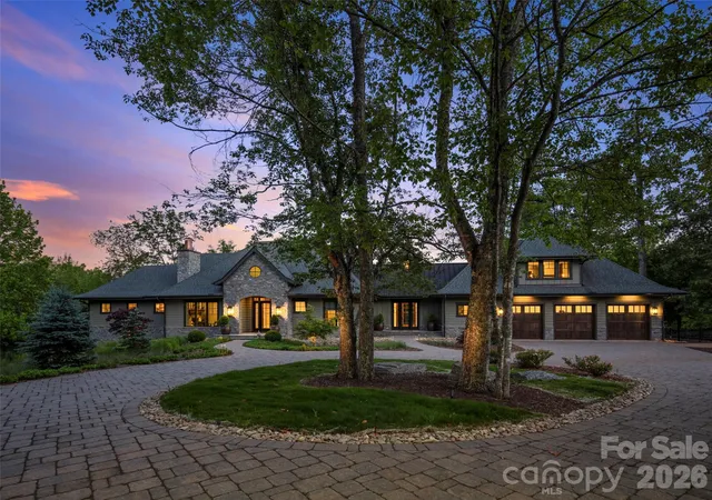 4th image of 334 Walnut Valley Pkwy, Arden, NC 28704 | MLS# 4383245