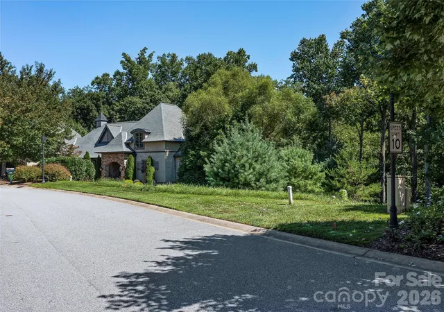 5th image of 19 Mountain Orchid Wy #77, Arden, NC 28704 | MLS# 4383290