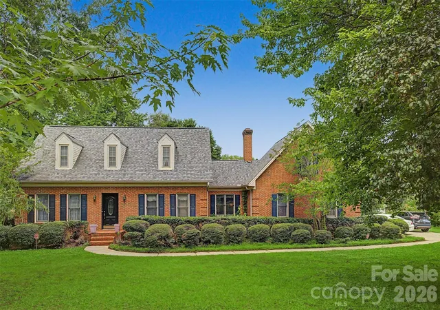 3rd image of 402 S Providence Rd, Waxhaw, NC 28173 | MLS# 4383311