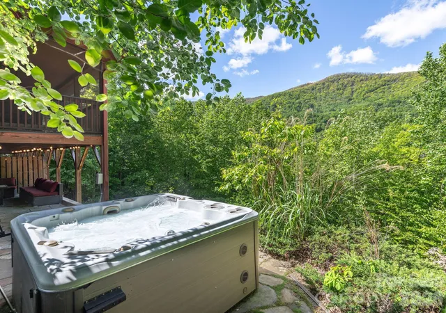 3rd image of 39 Great Aspen Wy, Black Mountain, NC 28711 | MLS# 4383326
