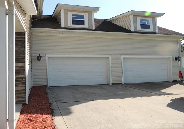 image of 113 Ashton Woods Ct, Mount Holly, NC 28120 | MLS# 4383374