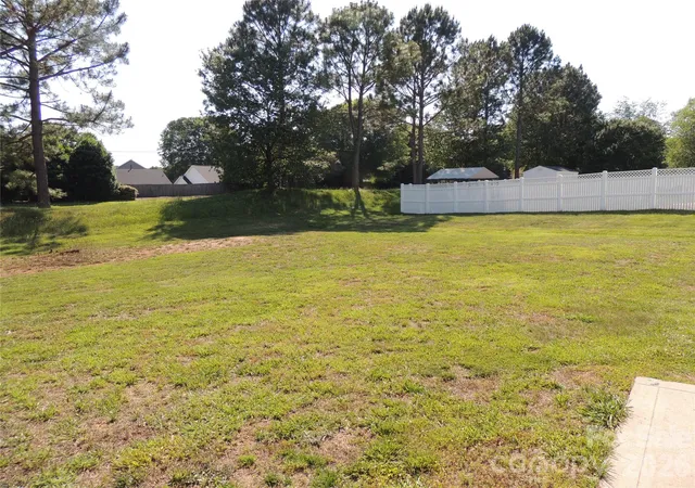 image of 113 Ashton Woods Ct, Mount Holly, NC 28120 | MLS# 4383374