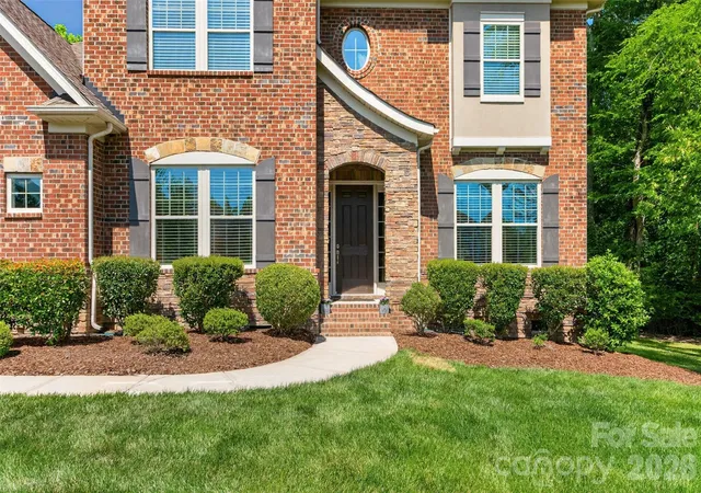 Homes for sale in Matthews, NC | 1005 Kara Ct, Matthews, NC 28104 | MLS# 4383379