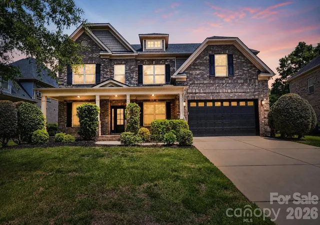 Photo 1 of Single family home for sale at 4624 Pebble Run Dr, Matthews, NC 28105 | MLS# 4383386 | Listing updated on 2026-09-09