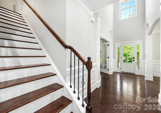 Photo 3 of Single family home for sale at 4624 Pebble Run Dr, Matthews, NC 28105 | MLS# 4383386 | Listing updated on 2026-09-09