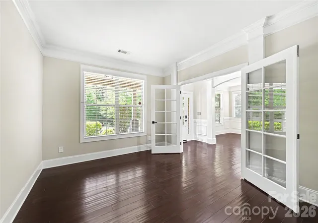 Photo 3 of Single family home for sale at 4624 Pebble Run Dr, Matthews, NC 28105 | MLS# 4383386 | Listing updated on 2026-09-09