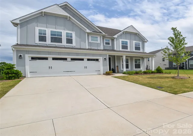 Photo 1 of Single family home for sale at 128 Ballantree Rd, Mooresville, NC 28115 | MLS# 4383395 | Listing updated on 2026-07-29