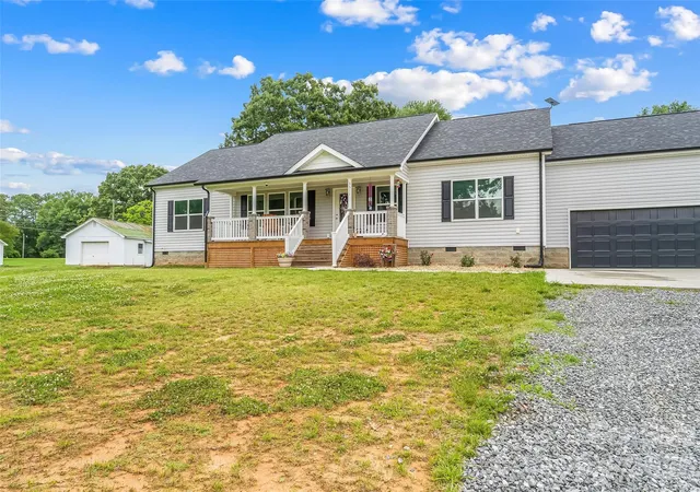 Homes for sale in Iron Station, NC | 3511 Randleman Rd, Iron Station, NC 28080 | MLS# 4383408