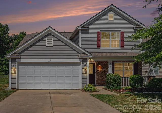 Homes for sale in Charlotte, NC | 2428 Alex Ryan Dr, Charlotte, NC 28216 | MLS# 4383409