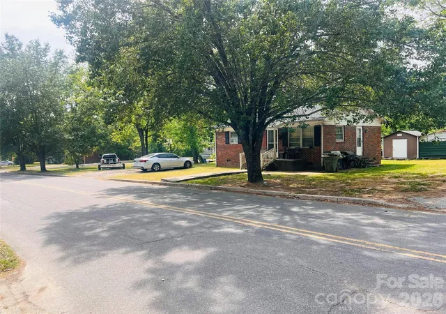 Photo 11 of Sale Pending at 114 Hemphill Ave, Chester, SC 29706 | MLS# 4383441 | Listing updated on 2026-10-20