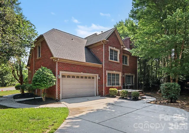2nd image of 18611 Reflection Rock Ct, Davidson, NC 28036 | MLS# 4383453