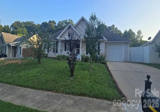 2nd image of 5751 Justins Forest Dr, Charlotte, NC 28212 | MLS# 4383461