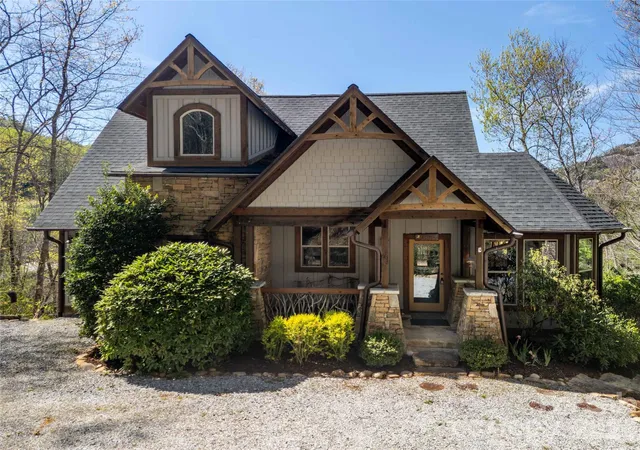 Photo 3 of Single family home for sale at 98 Eagle Watch Dr #99, Tuckasegee, NC 28783 | MLS# 4383466 | Listing updated on 2026-06-18