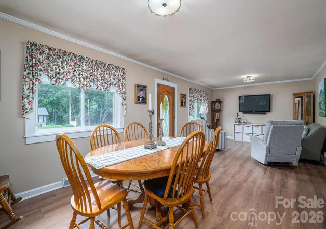 Homes for sale in Cherryville, NC | 403 W Old Post Rd, Cherryville, NC 28021 | MLS# 4383564
