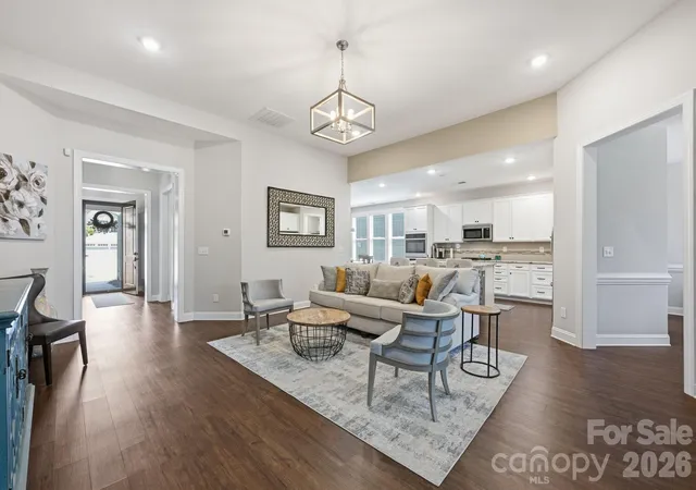 Homes for sale in Charlotte, NC | 7210 Overjoyed Xing, Charlotte, NC 28215 | MLS# 4383574